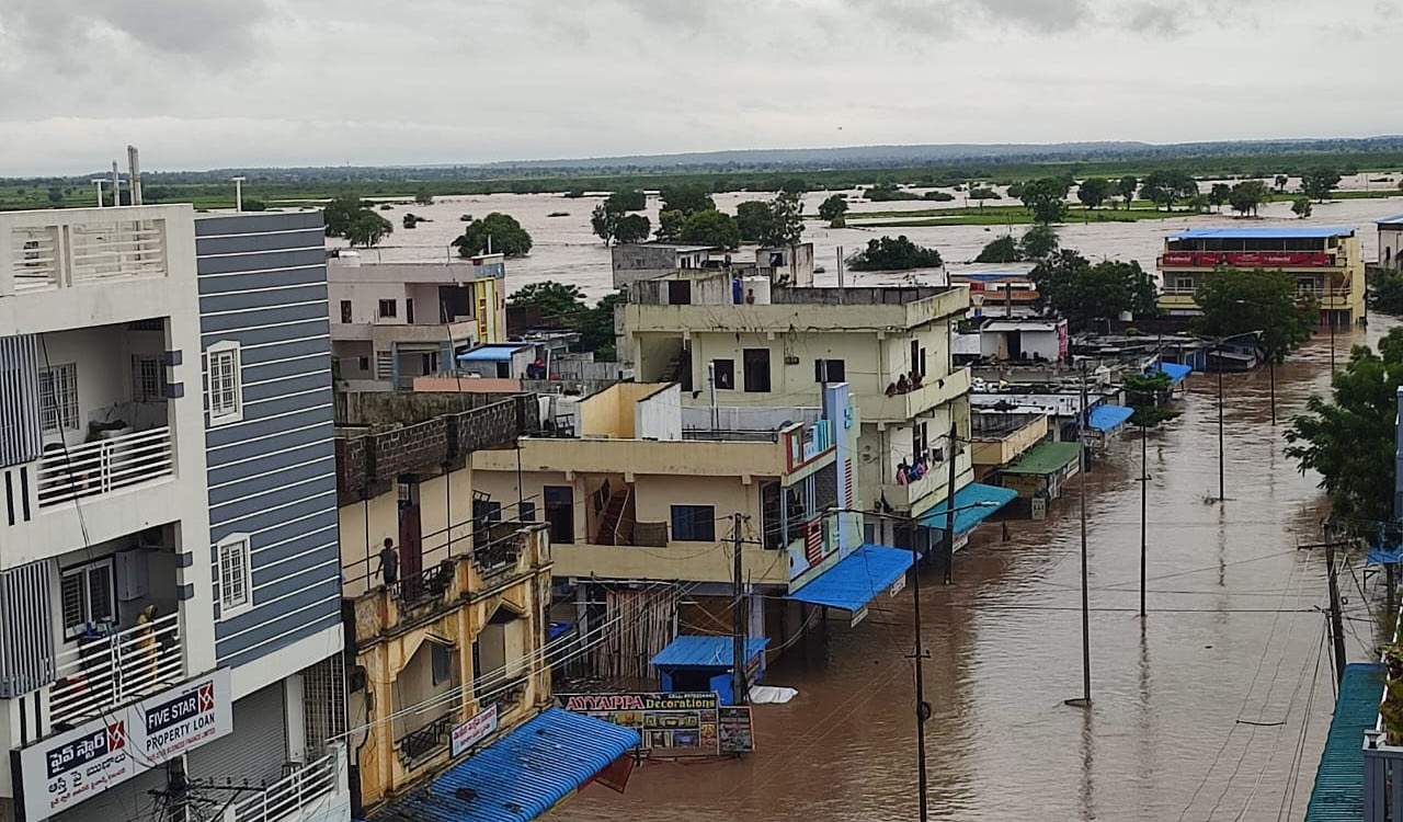 Bhainsa bears brunt of copious inflows into Gaddennavagu project