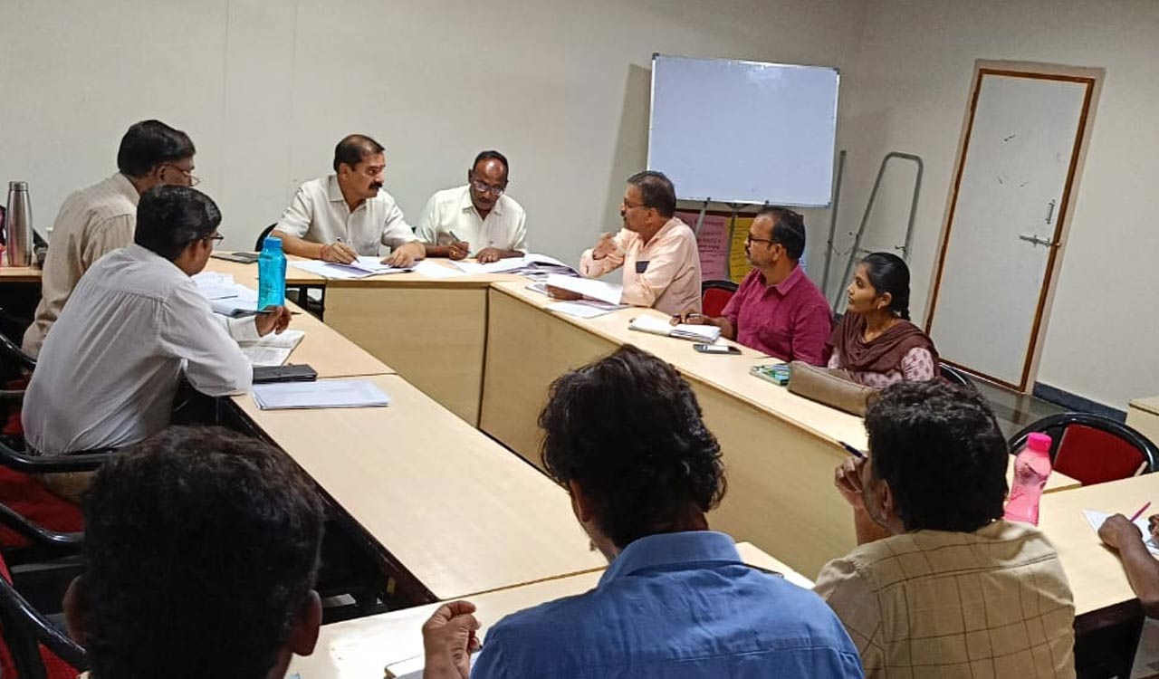 Telangana: GWMC officials told to take preventive measures to check inundation