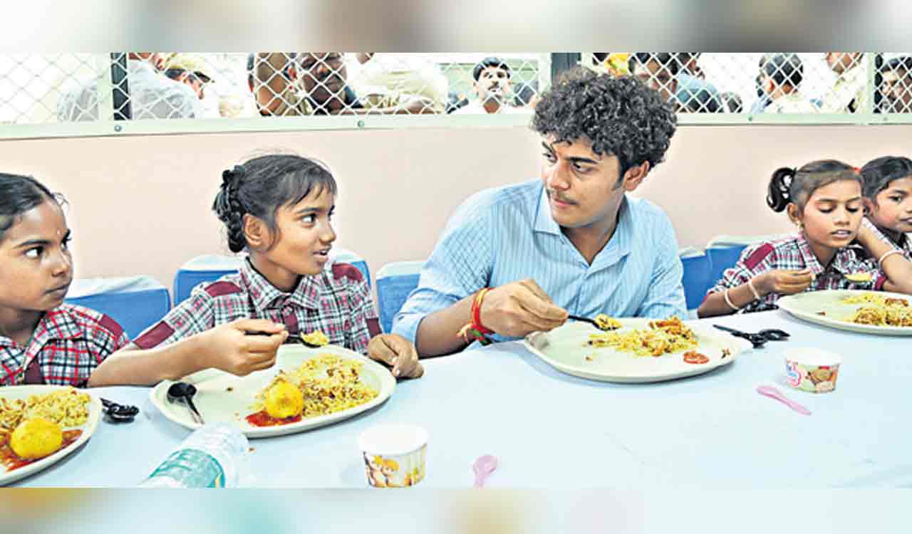 KCR’s grandson Himanshu helps renovate Govt School in Serlingampally
