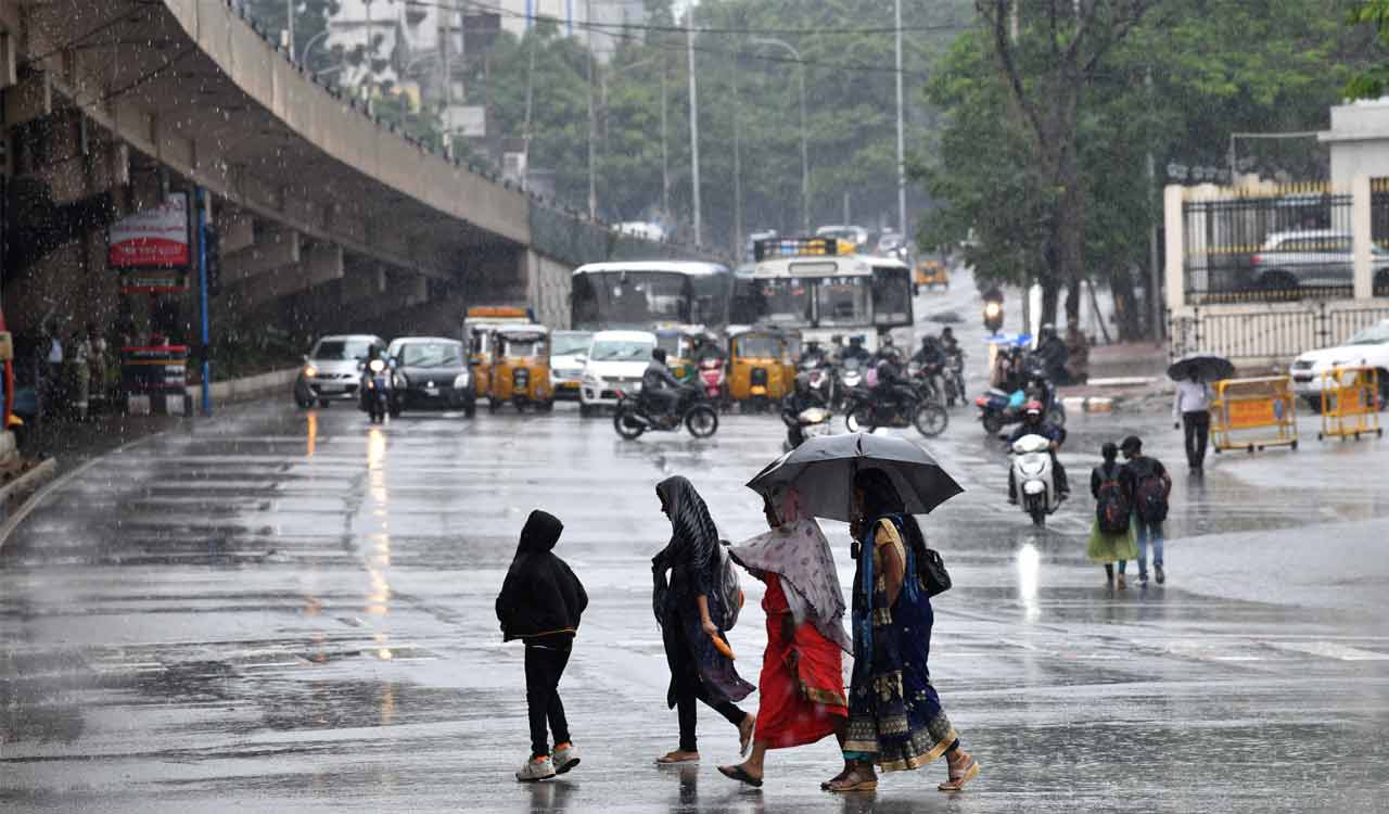 Hyderabad braces for intense rains, break expected till afternoon