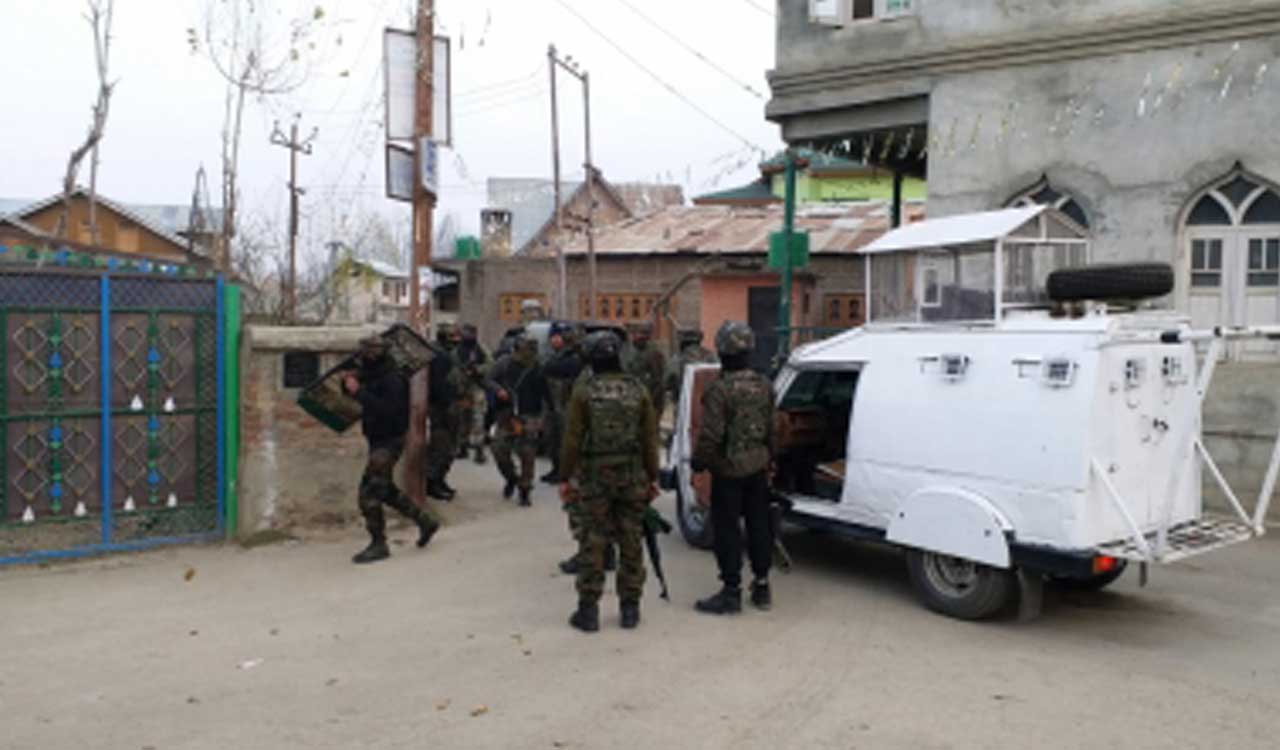 Jammu and Kashmir: Infiltration bid foiled at LoC