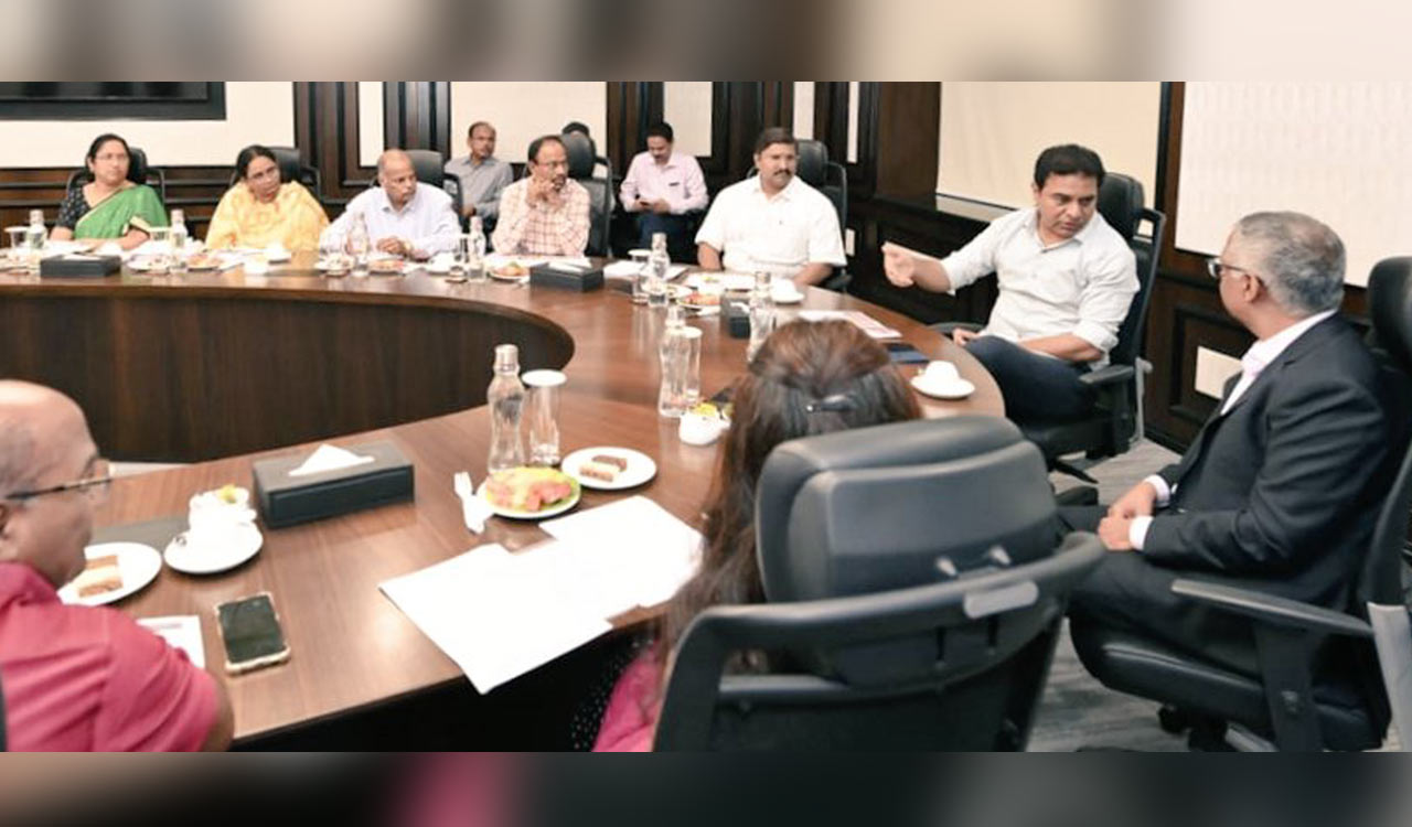 Telangana Govt to conduct weeklong ‘Chenetha Varotsavalu’ across State from August 7