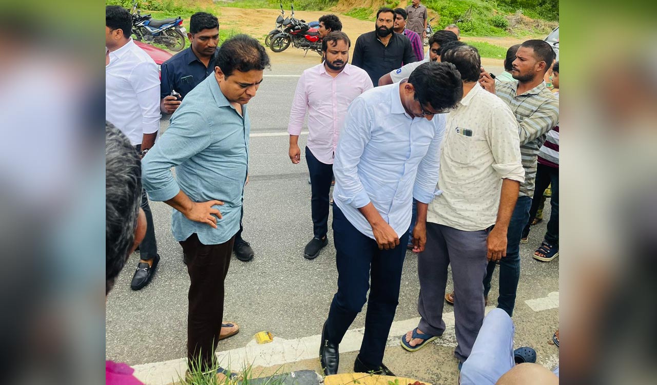 KTR comes to rescue of accident victims in Medak
