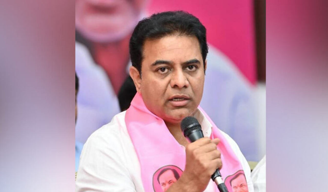 Handlooms Day: Govt to announce more programmes, says KTR
