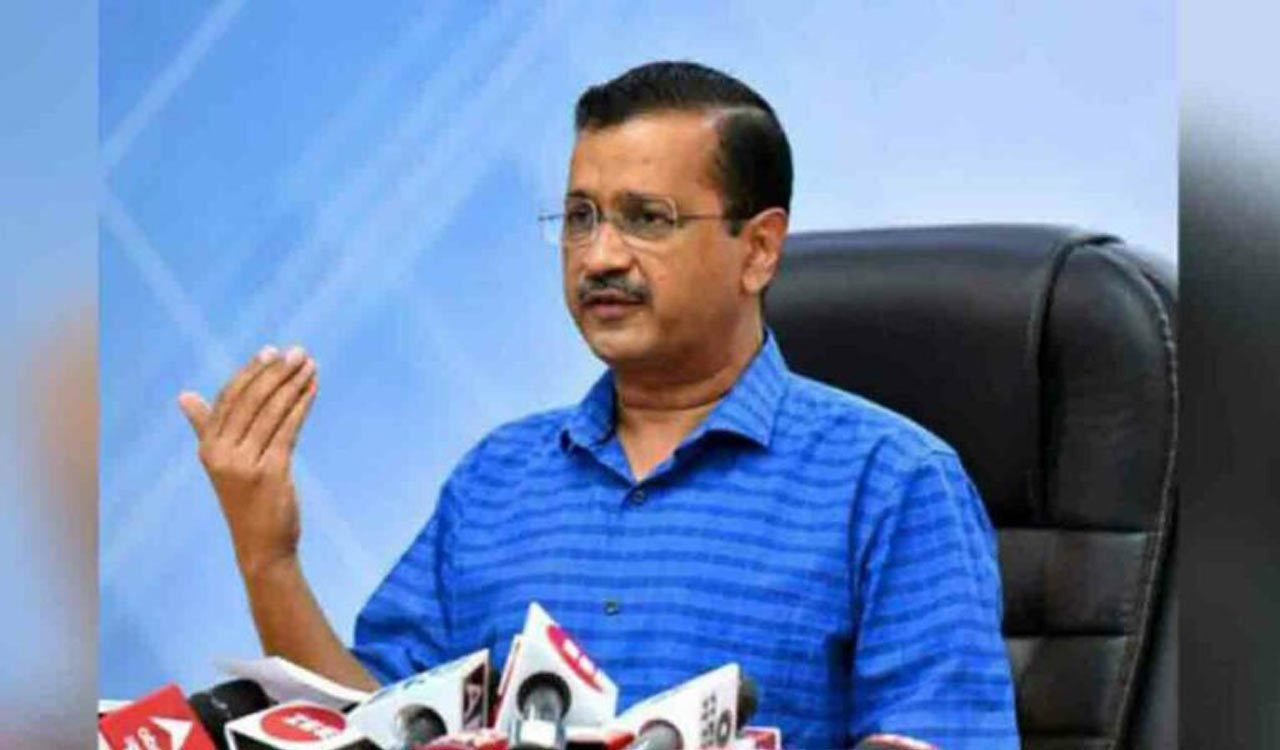 Kejriwal honors memory of 3 army personnel killed in Kulgam encounter