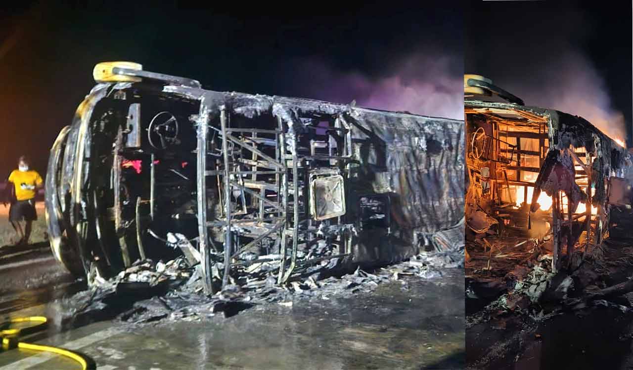 Maharashtra: 25 persons dead after bus catches fire on Samruddhi Expressway
