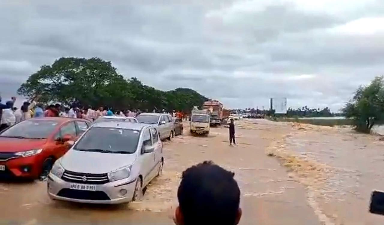 MP Parthasarathi Reddy donates Rs 1 crore for Munneru flood relief