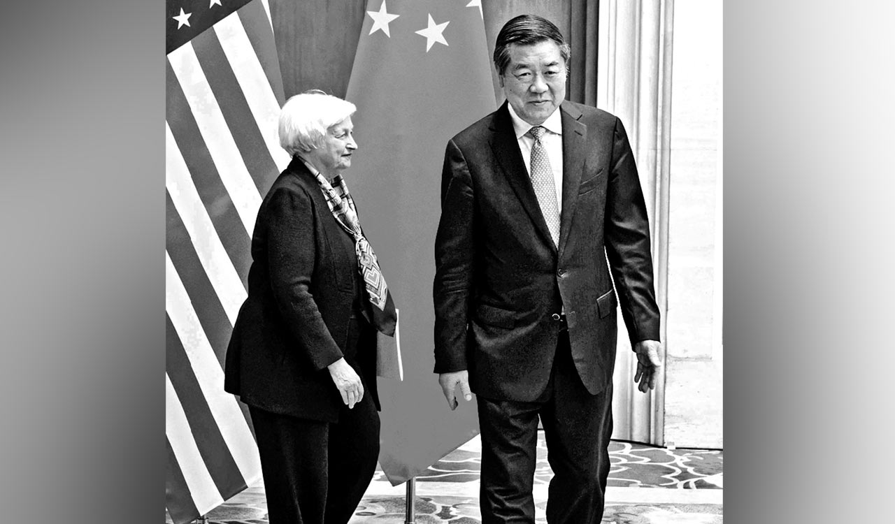 Opinion: A hushed duel… for now