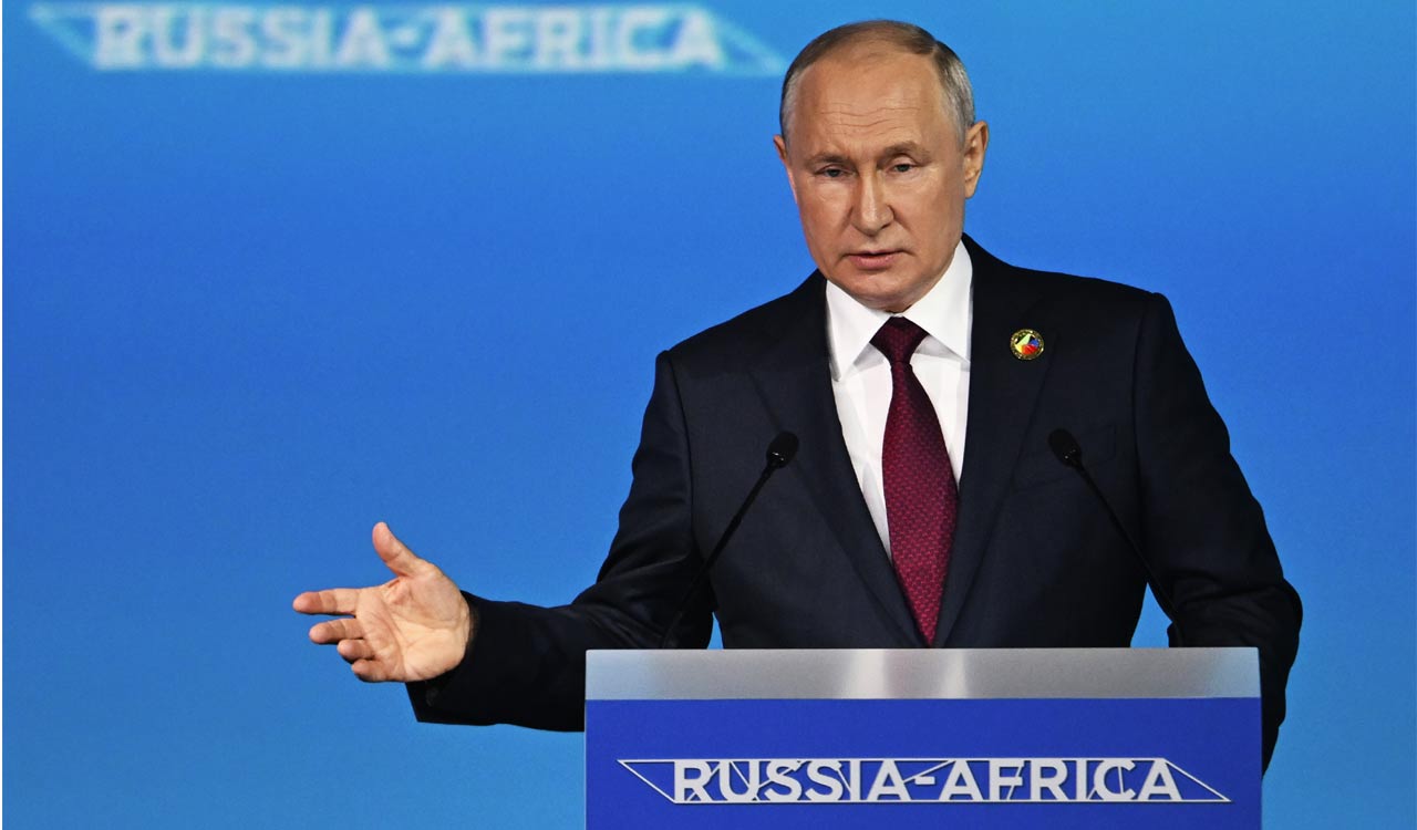 Putin denounces sanctions on Russia during his speech for a South Africa economic summit
