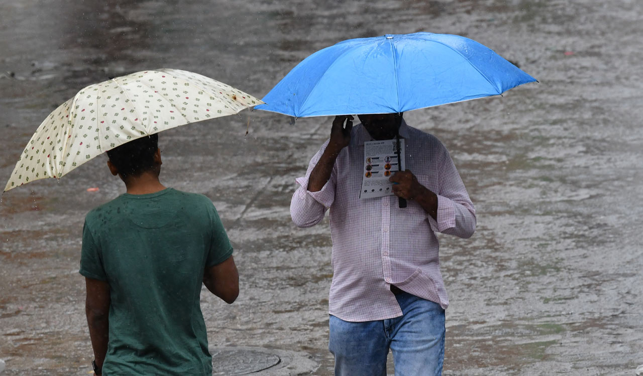 Rains Lash Telangana Red Alert For Five Districts Till Wednesday Telangana Today 3242