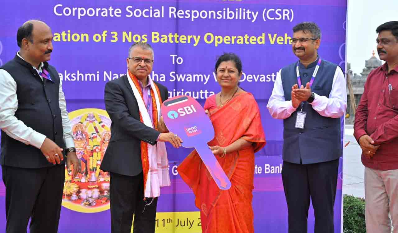 Hyderabad: SBI donates three battery operated vehicle to Yadadri Temple