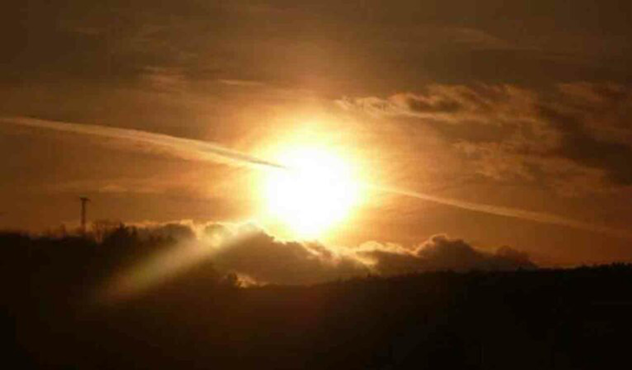 Sun returns to Hyderabad after a days of incessant rains