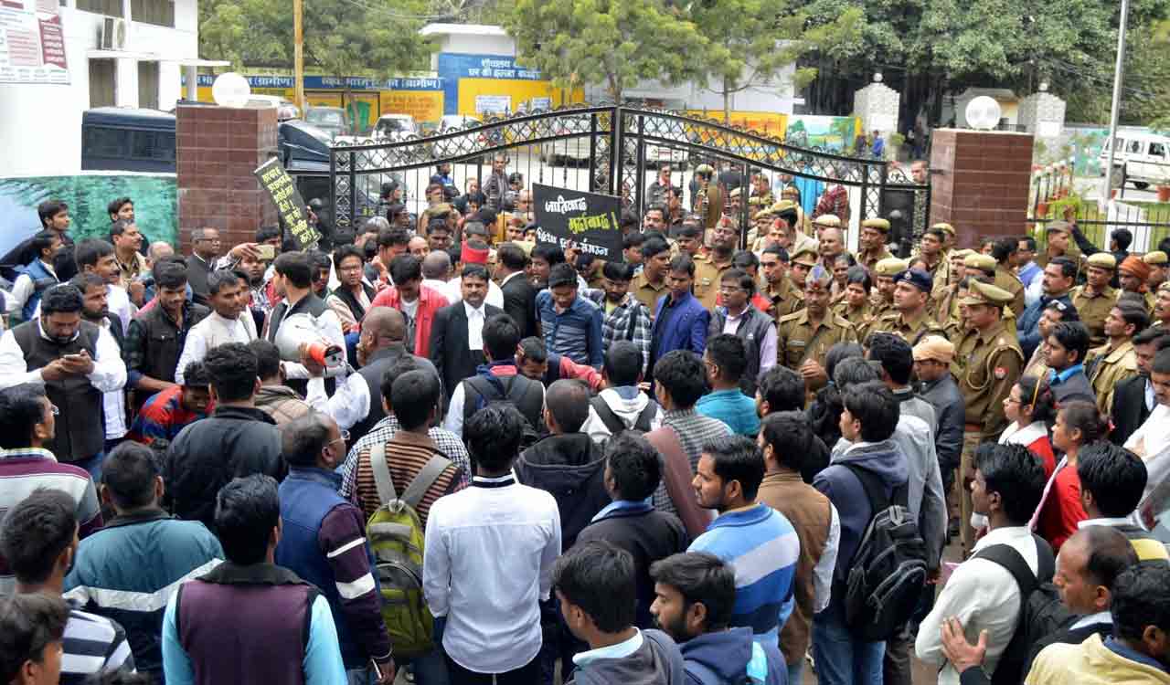 Tension prevails in Allahabad University after student dies while drinking water