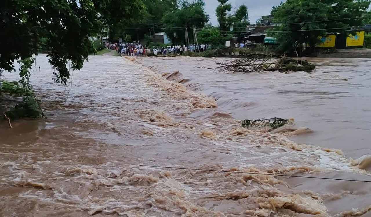 Heavy rains lash Adilabad, Nirmal, Asifabad disticts
