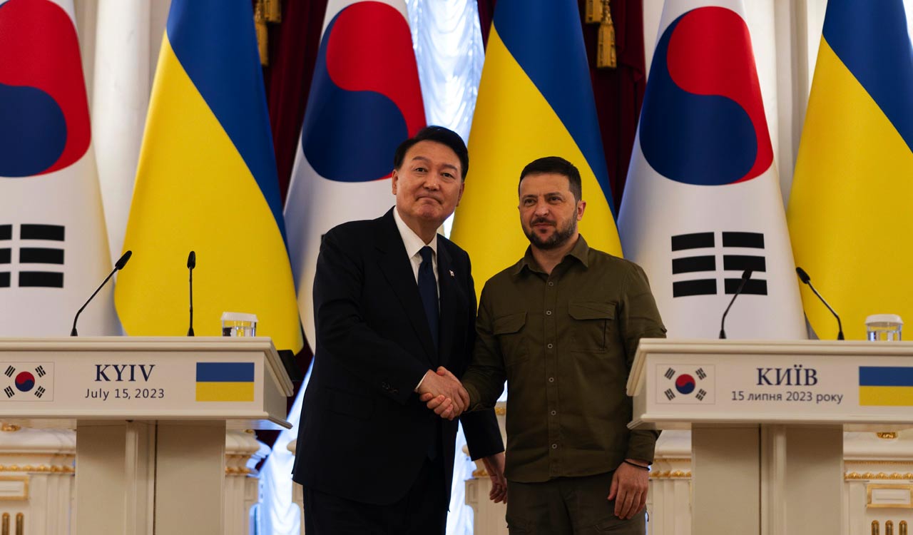 South Korean President Yoon Suk Yeol makes surprise visit to Ukraine