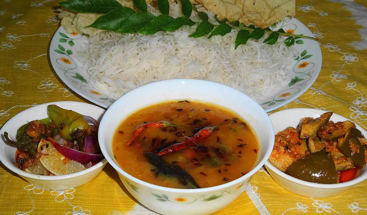 Hyderabadi pilgrims desperate for ‘khatti dal chawal’ in Madinah