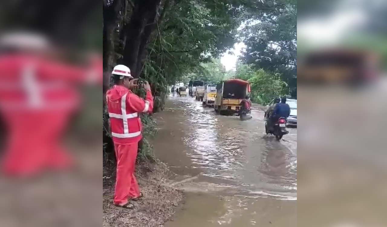 Viral photo: No challans imposed during rains, confirms Cyberabad Traffic Police