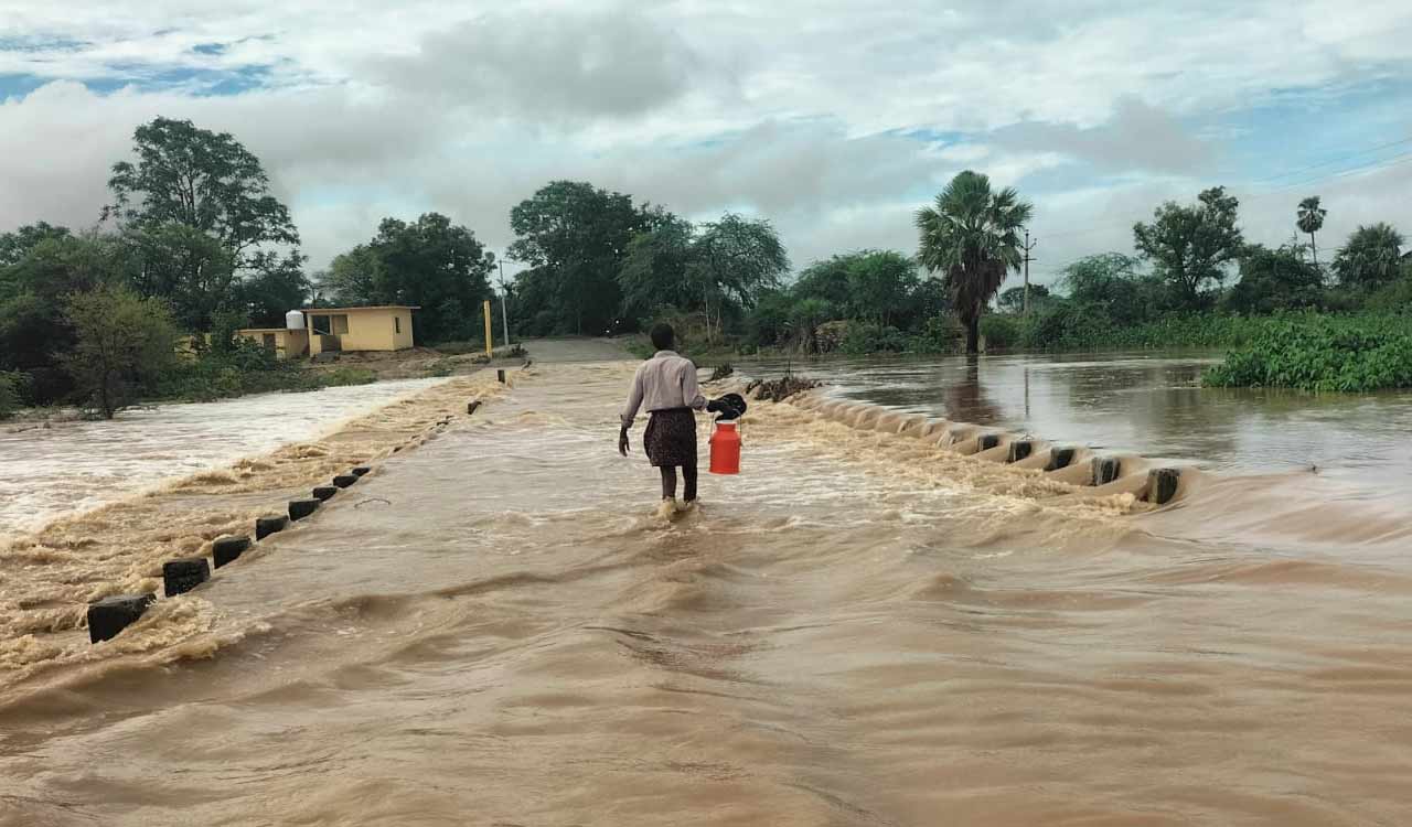 Heavy rainfall finally quenches thirst of Siddipet, Sangareddy and Medak