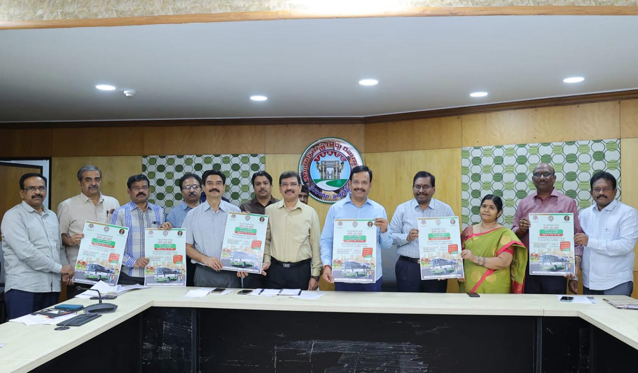 TSRTC introduces ‘Palle Velugu Town’ bus pass