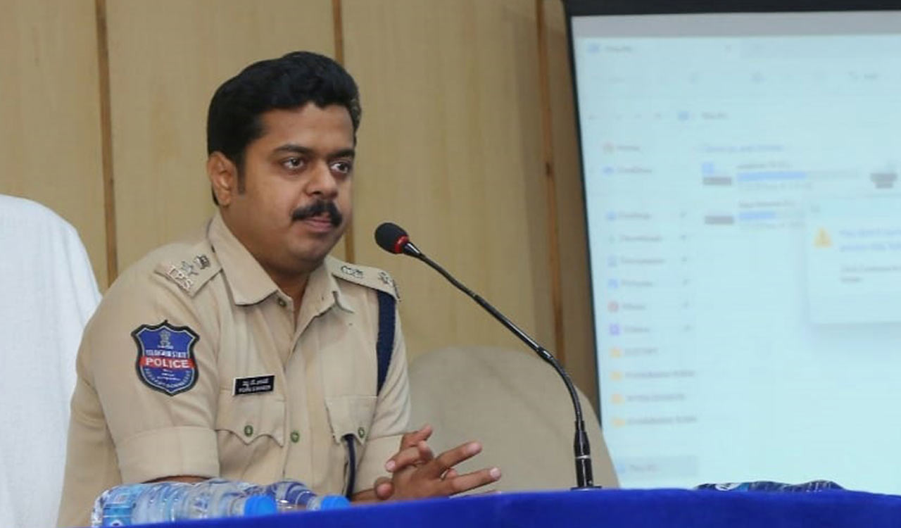 Form special team to check thefts: Khammam CP to police officials