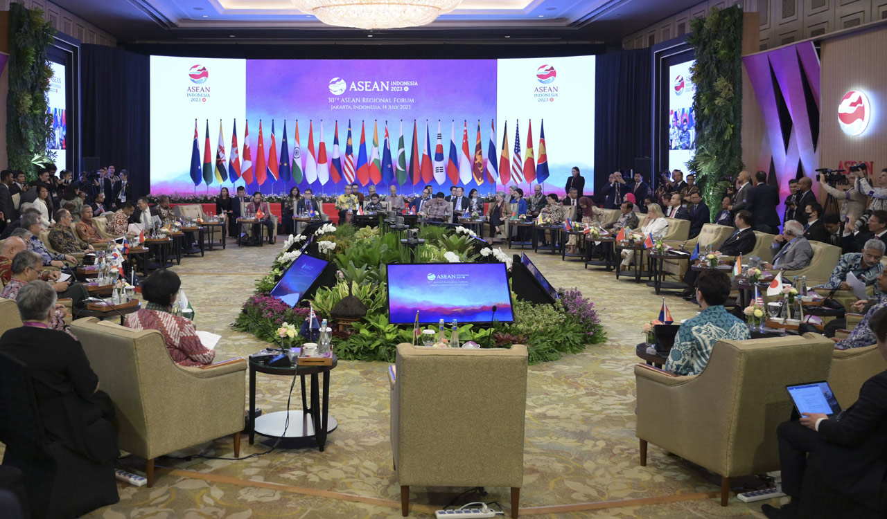 Southeast Asian nations renew alarm over Myanmar violence