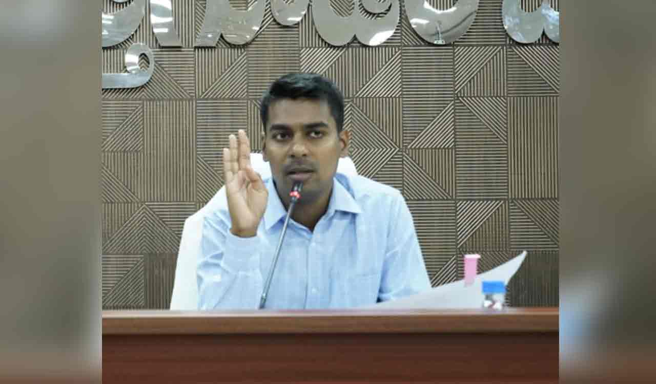 Expedite Mana Ooru Mana Badi works, Kothagudem Collector tells officials