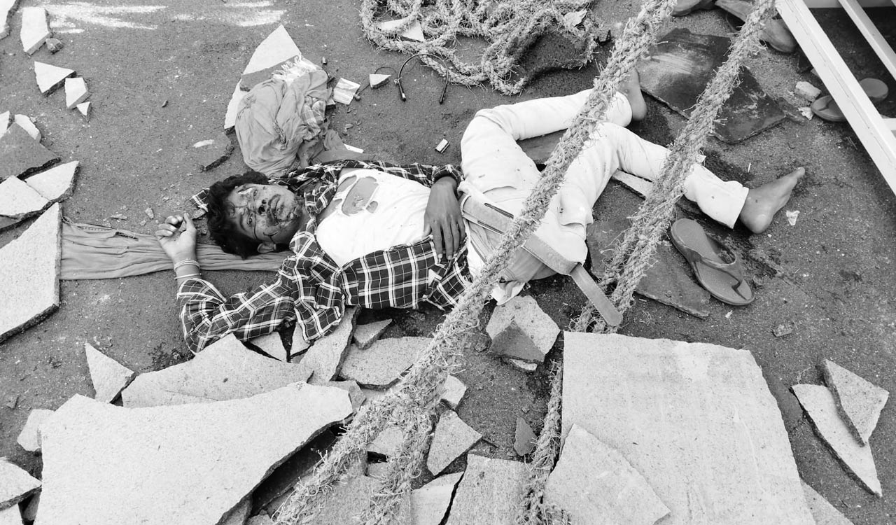 Sangareddy: Two killed, two injured in road accident at ORR