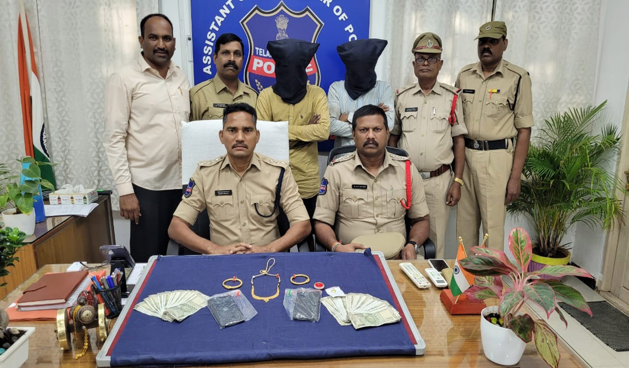 Telangana: Cops recover stolen iPhone worth Rs 1.30 lakh in Karimnagar