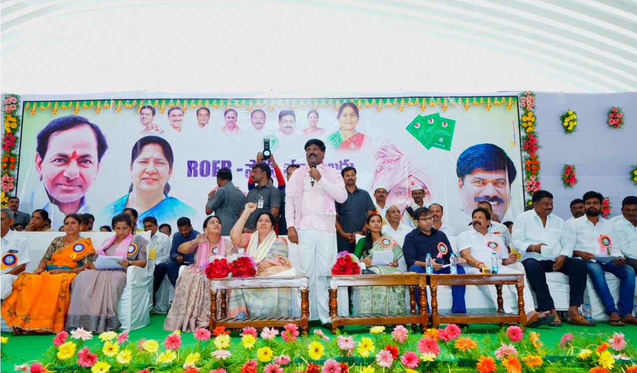 Satyavathi Rathod launches distribution of pattas for podu lands in Warangal