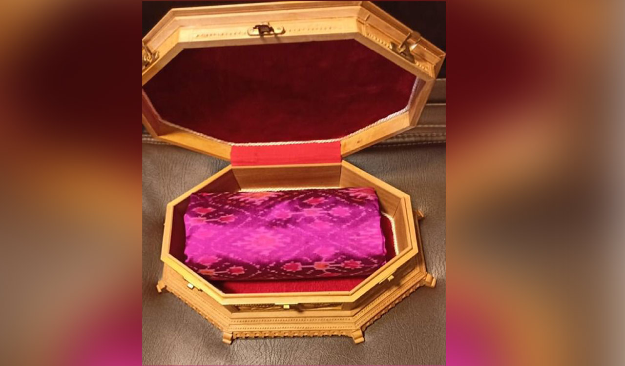 Telangana’s Pochampally Ikat is PM Modi’s gift to Brigitte Macron