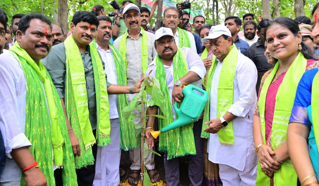 Green India Challenge to work on plastic pollution: Santosh Kumar