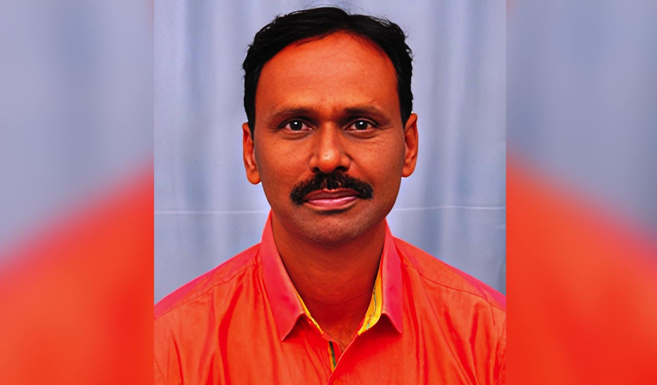 Govt teacher from Telangana wins FDAI honour