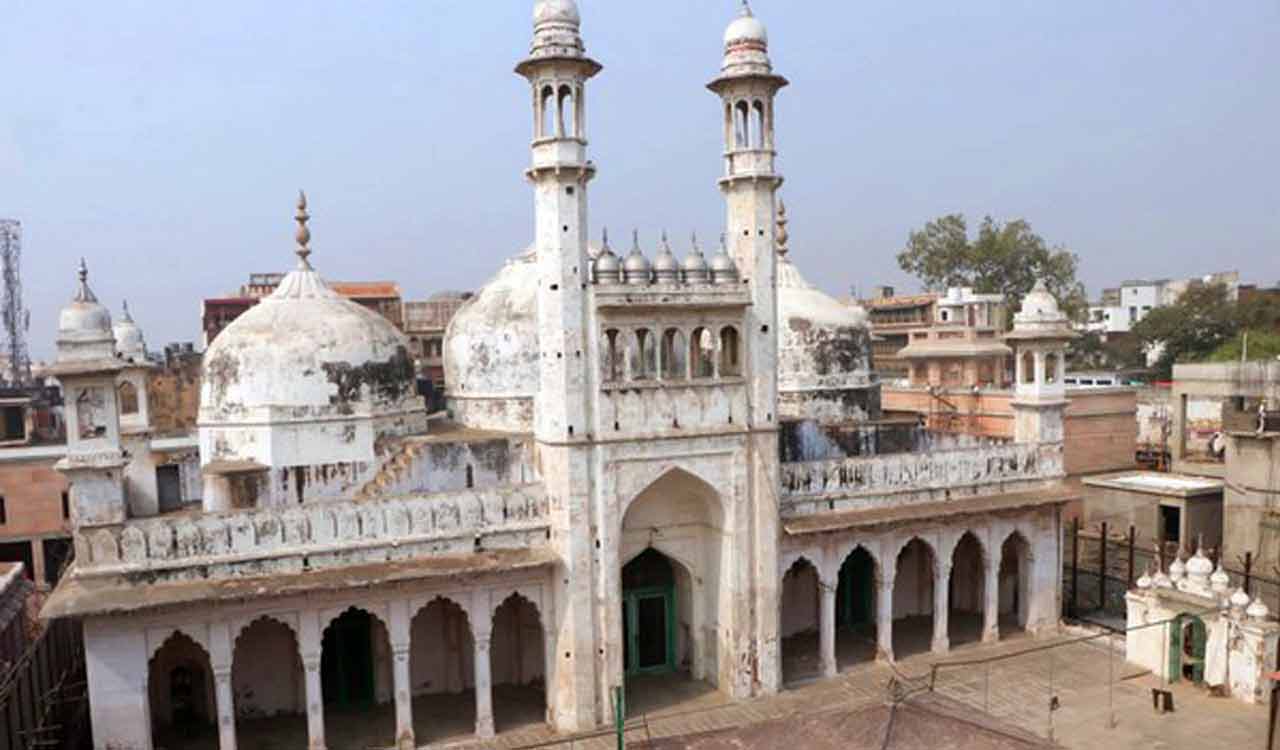 ASI team surveys northern wall, dome and basements at Gyanvapi complex ...