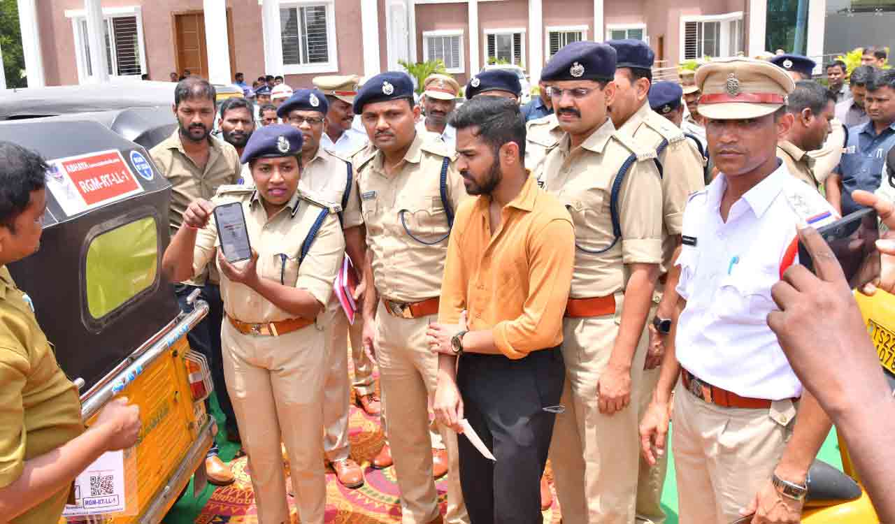 Ramagundam commissionerate police launched Abhaya mobile application for safety of women