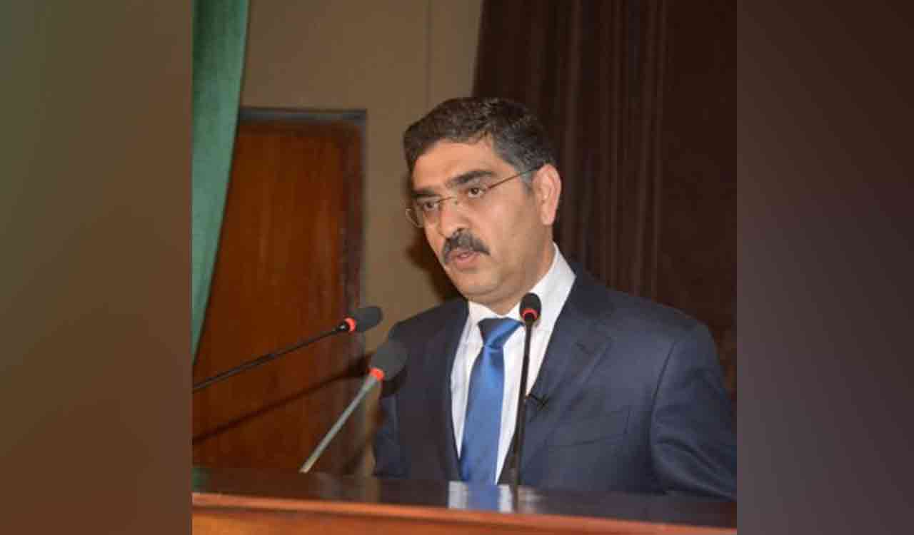 Anwaar-ul-Haq Kakar, Pakistani senator, chosen as Interim Prime Minister