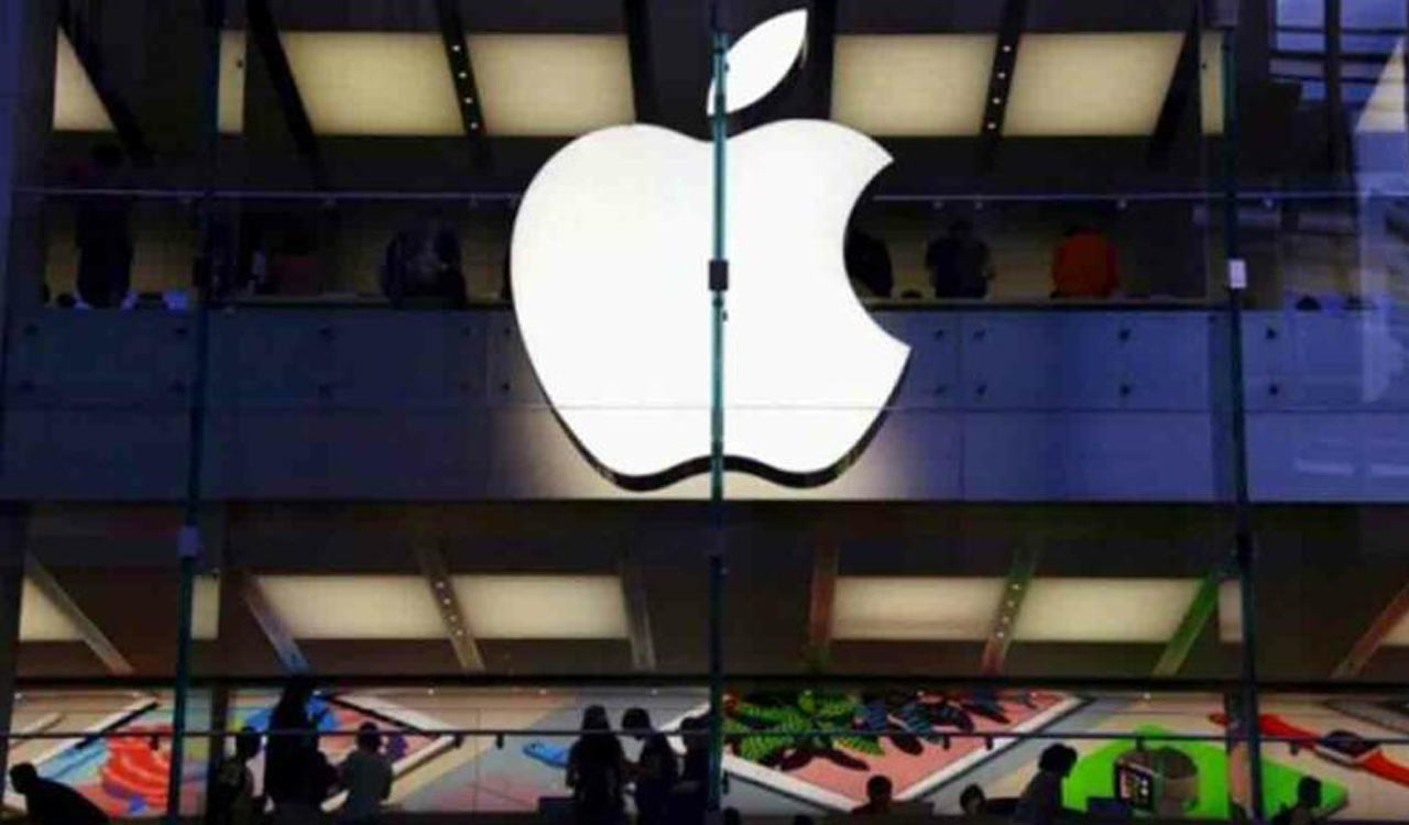 Russia slaps USD 4,400 fine on Apple for ‘false information’ about Ukraine fighting