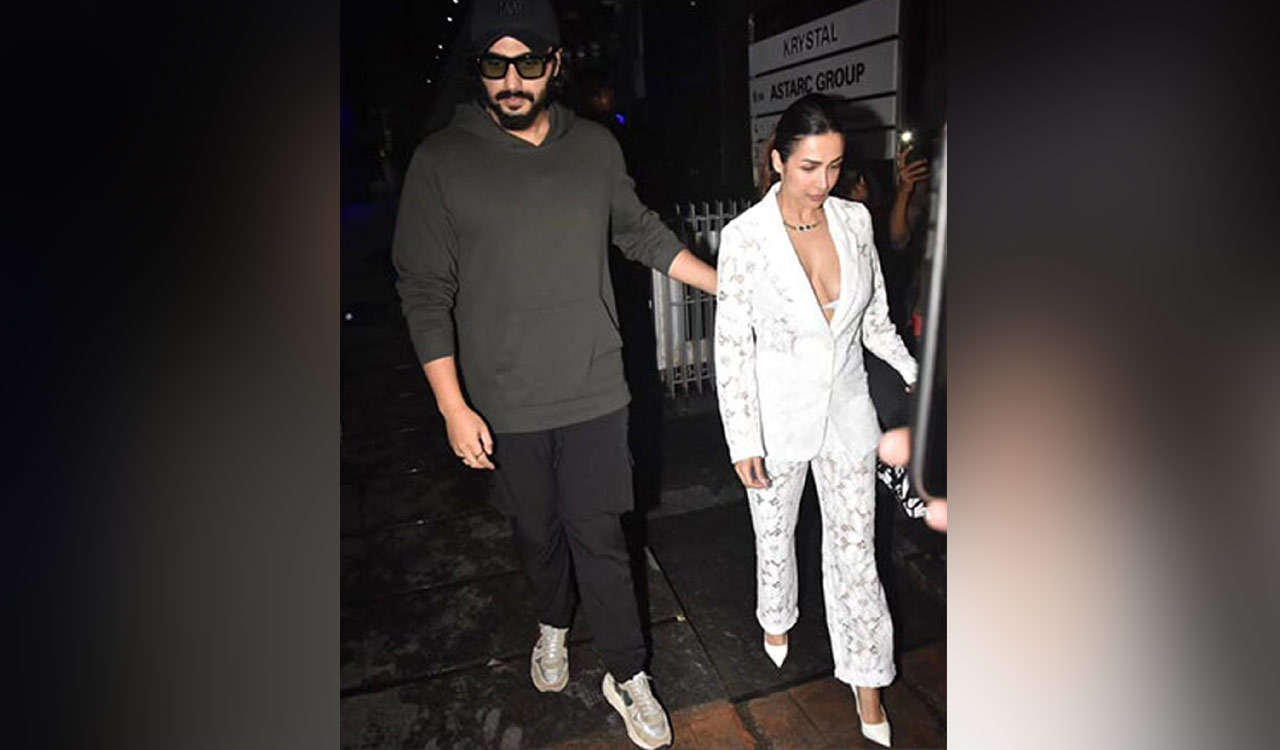 Arjun Kapoor, Malaika Arora put breakup rumors to rest with dinner date