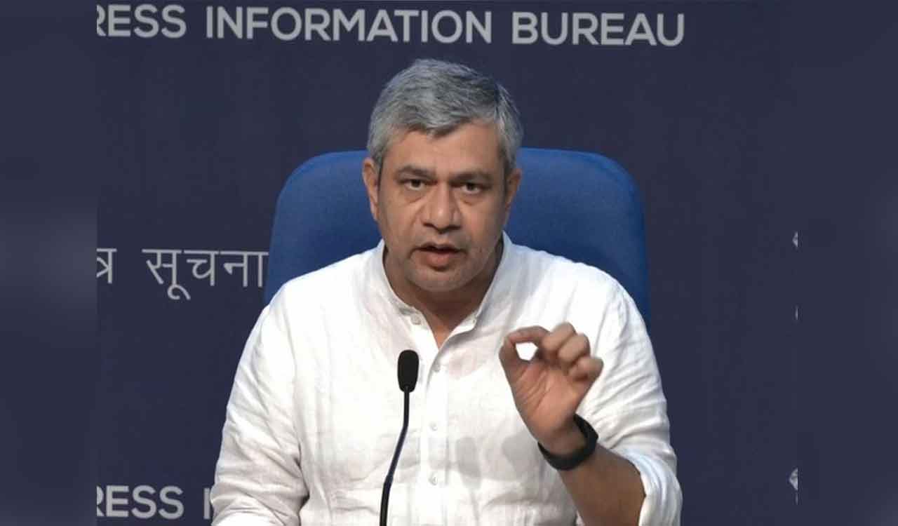 Railway Minister declares Rs 10 Lakh ex-gratia for Mizoram bridge collapse victims