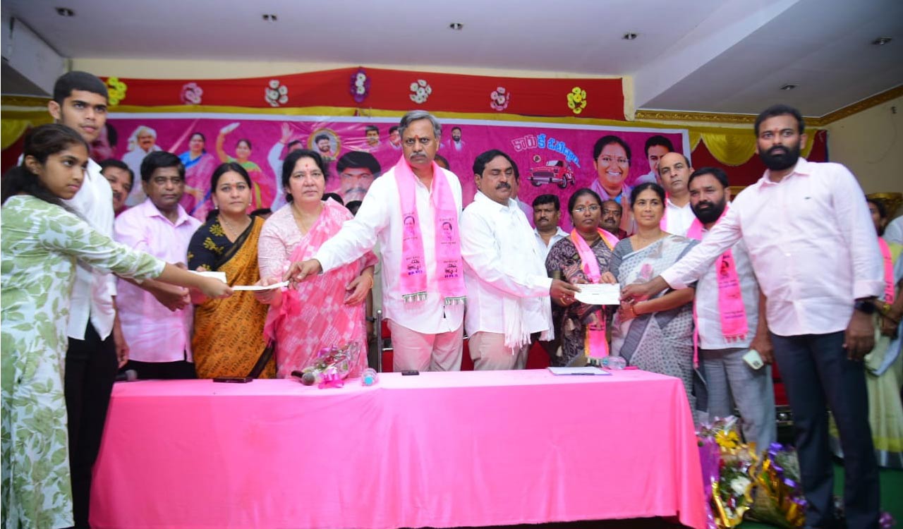 ‘Bade Nagajyothi will win Mulugu constituency with thumping majority’