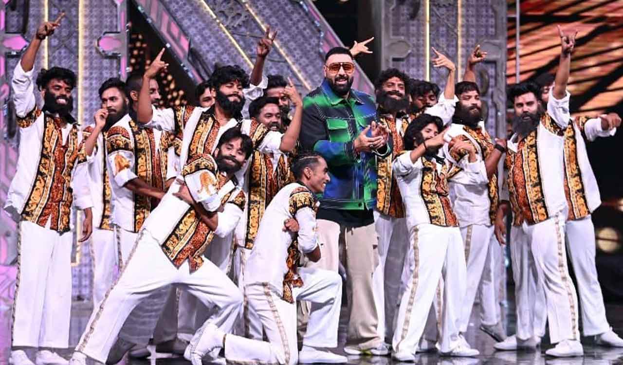 Badshah dances to ‘Eyy Bidda’ with ‘N-House Crew’ on ‘IGT 10’
