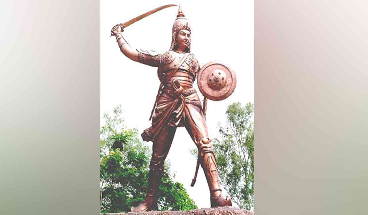 Baghel unveils Rani Durgavati statues, aims to strengthen his influence