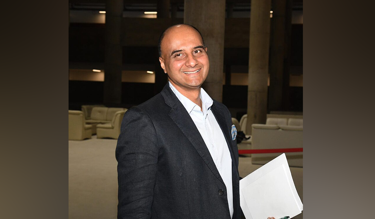 Congress suspends MLA Sandeep Jakhar for anti party activities