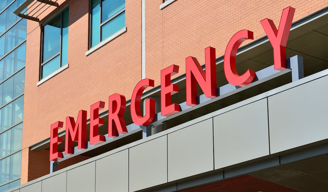 Los Angeles hospital evacuates hundreds of patients from power-loss after storm