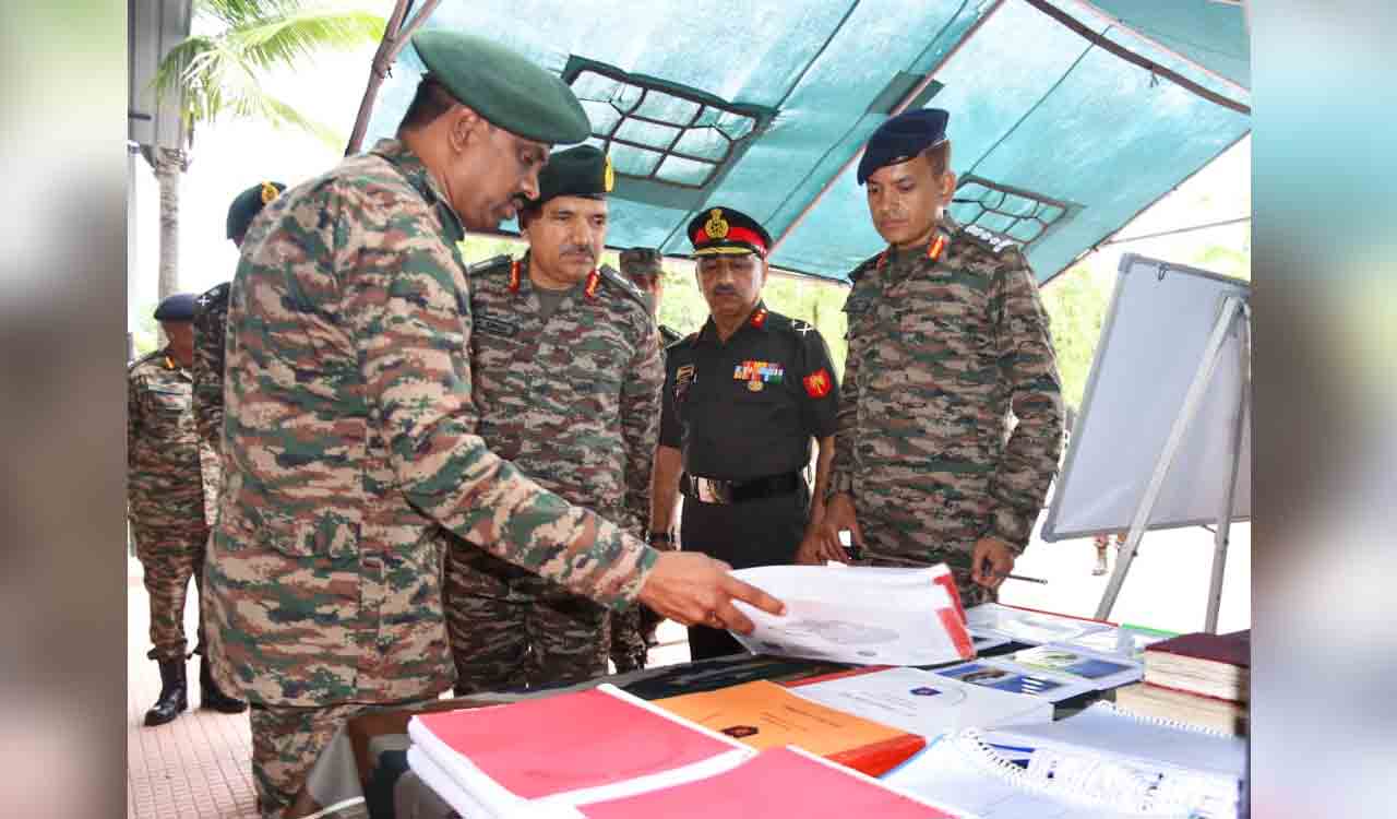 GOC-IN-C Southern Command reviews Agniveer training at 1 EME Centre, Secunderabad
