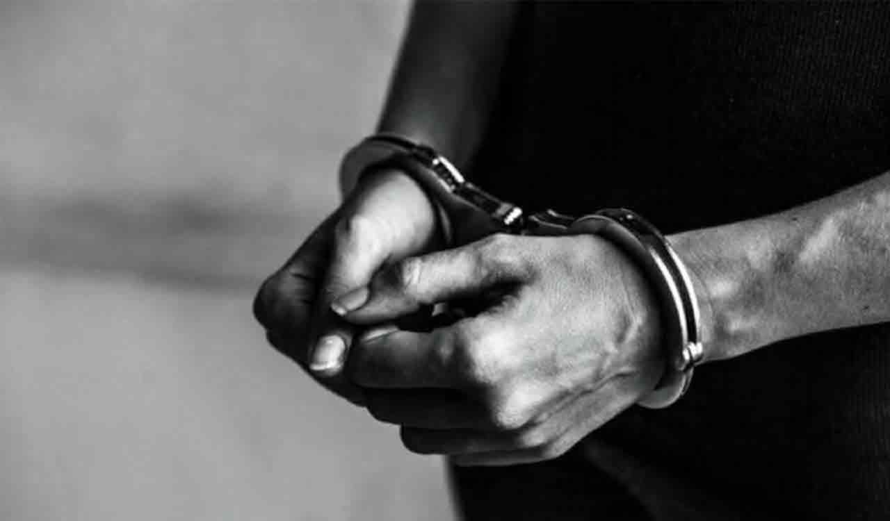 Hyderabad: Eight held for gambling at Falaknuma