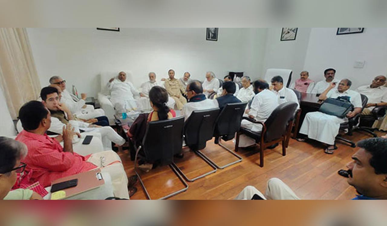 INDIA alliance leaders, MPs who visited Manipur, to meet President Murmu on August 2