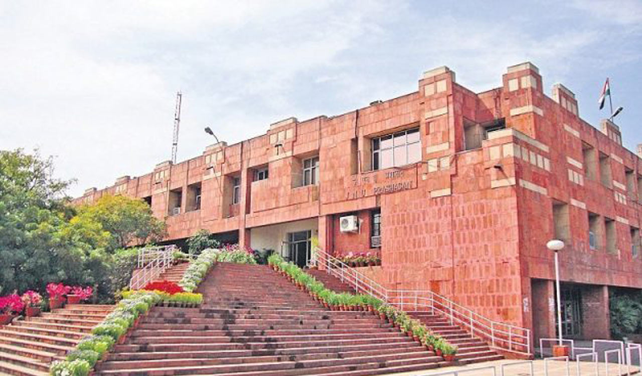 JNU junks claims of library closure, says it’s being relocated