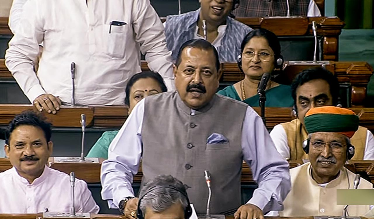 No proposal to increase amount of minimum pension: Centre in Lok Sabha