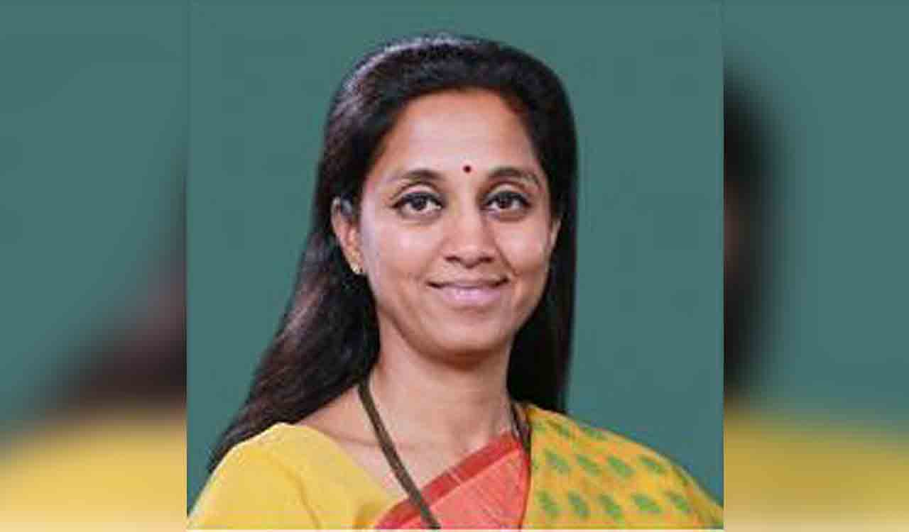 “Jumla government”: Supriya Sule attacks Centre on LPG cylinder price cut