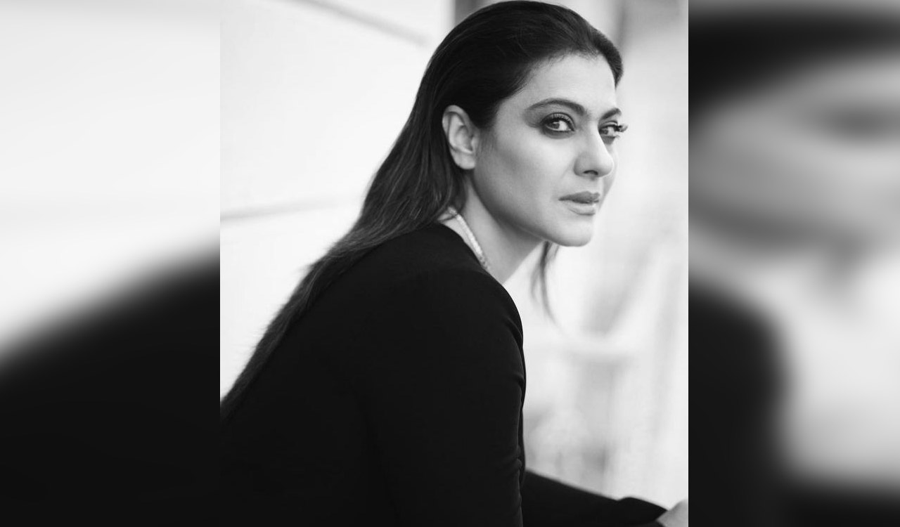 People who like colour black have most colourful minds: Kajol